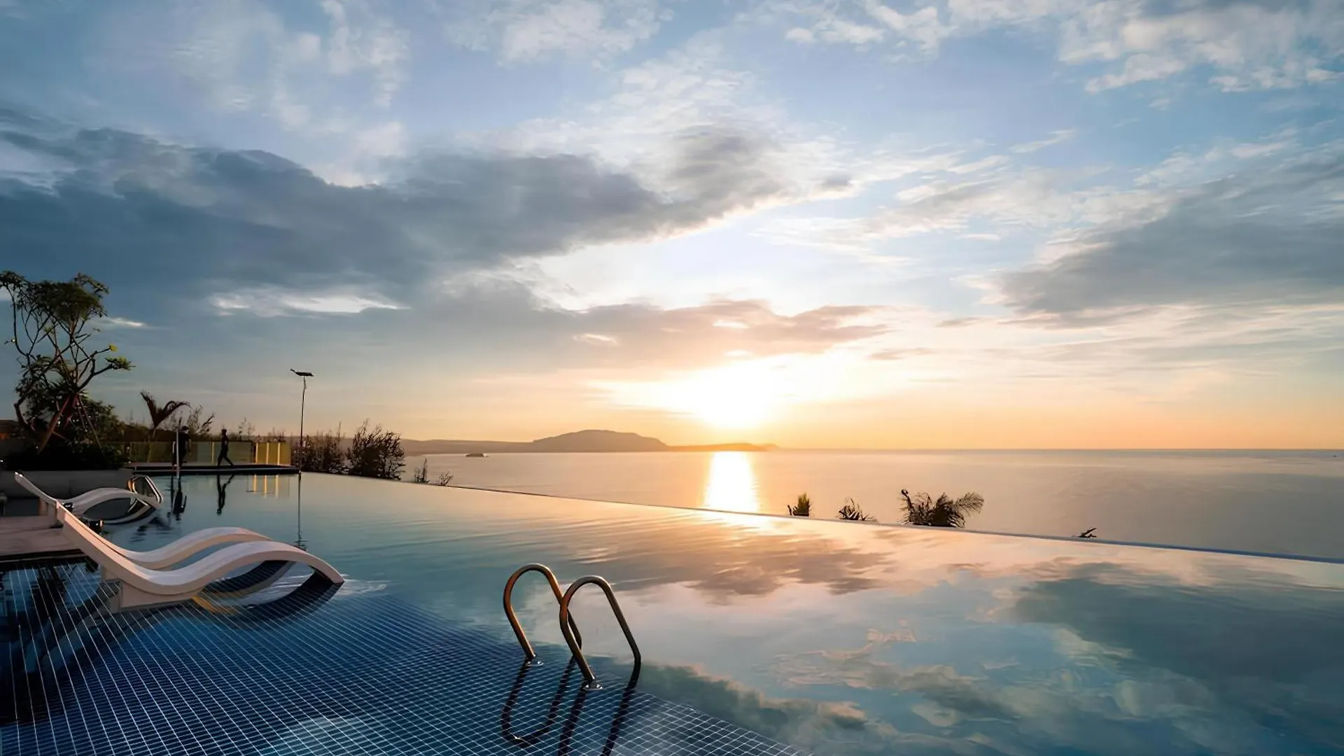 Mandala Oceanfront Driftwood Resort Phan Thiet
