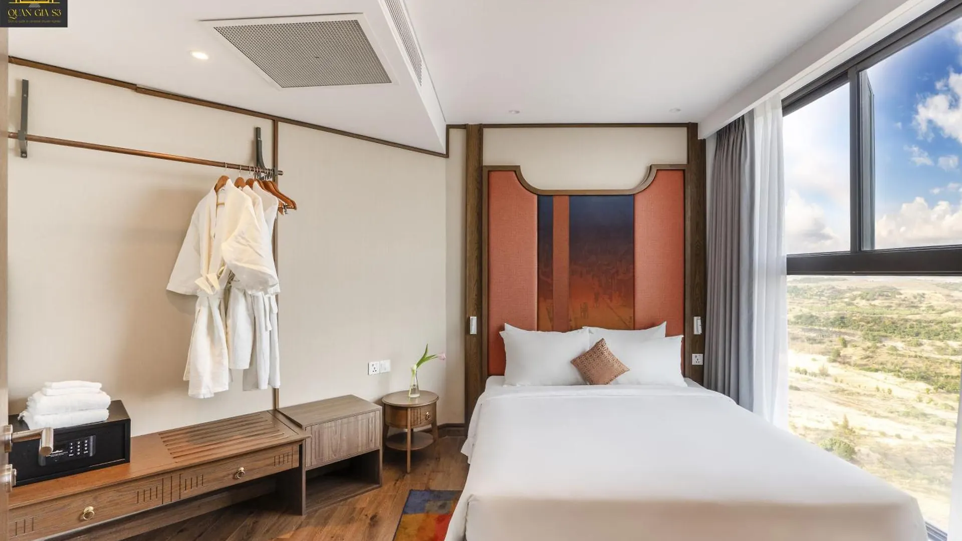 Mandala Oceanfront Driftwood Resort Phan Thiet 5*,
