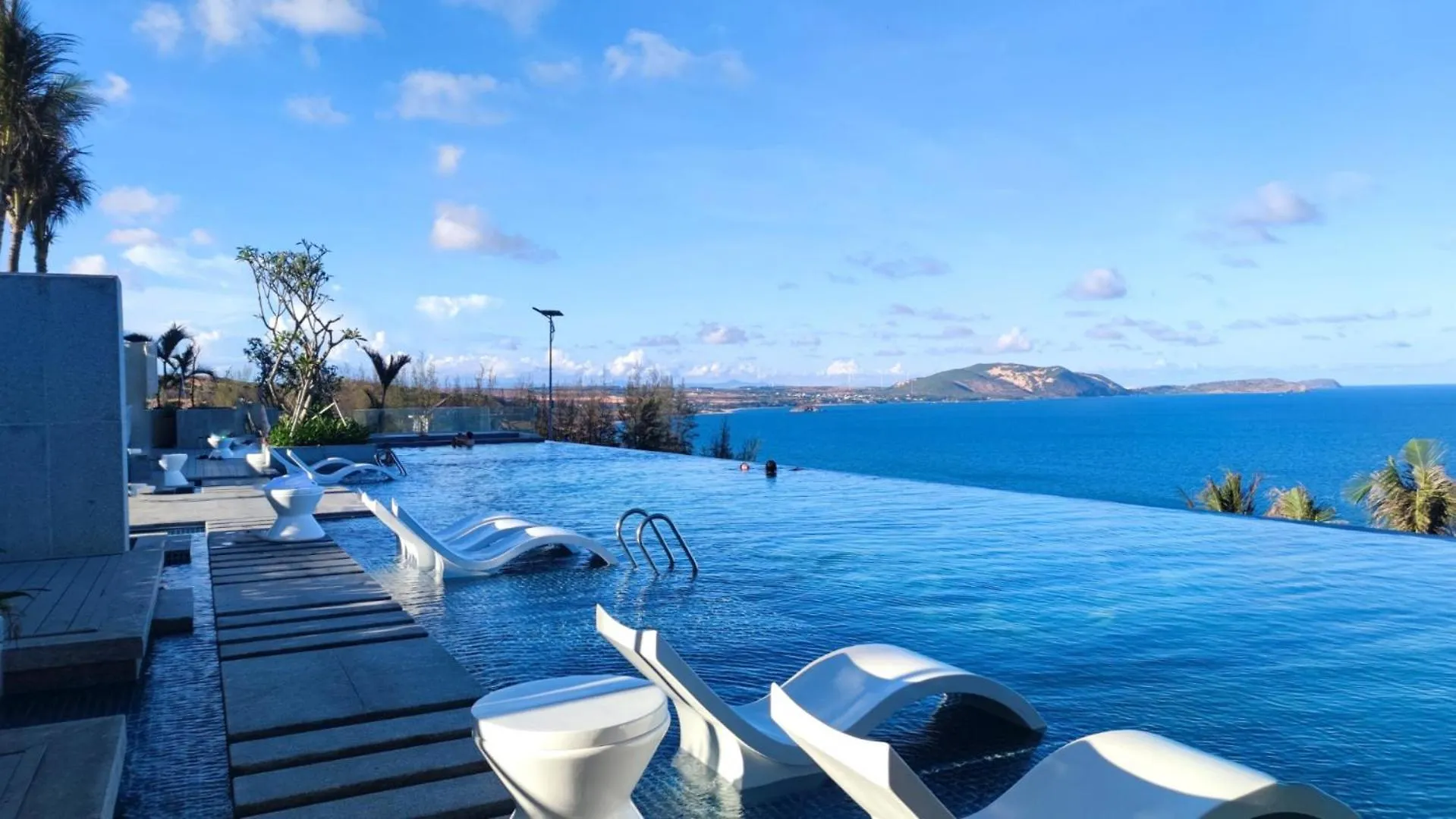 Mandala Oceanfront Driftwood Resort Phan Thiet